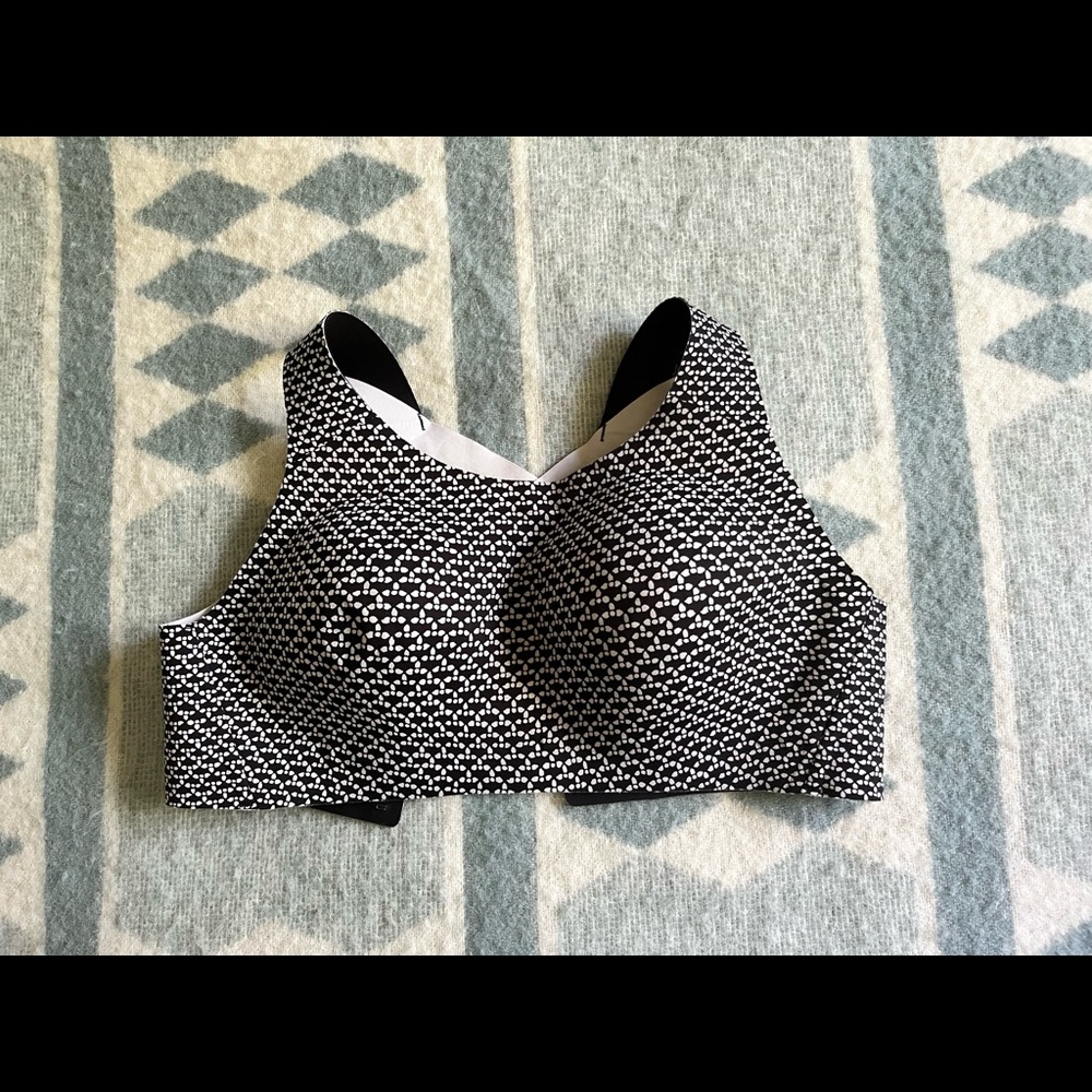 Lululemon Womens Running Sports Bra